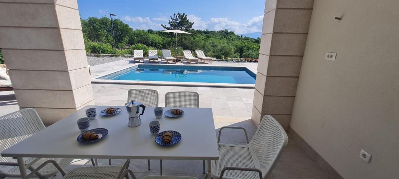 Apartmani Mariosa Vrbnik Εξωτερικό φωτογραφία